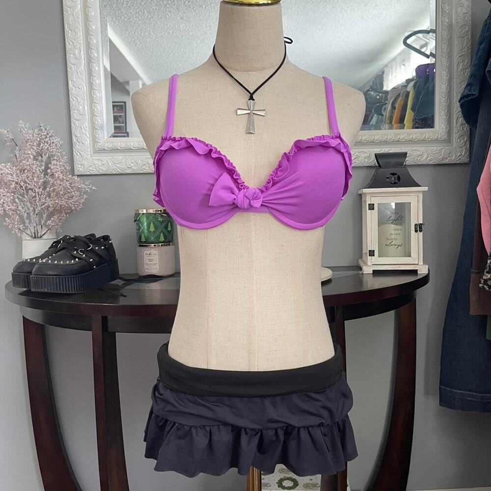 Y2k purple ruffled bikini top